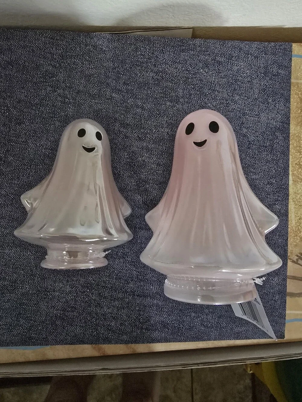 Iridescent Pink Ghost Halloween Table Decor Set - Home Party Supplies